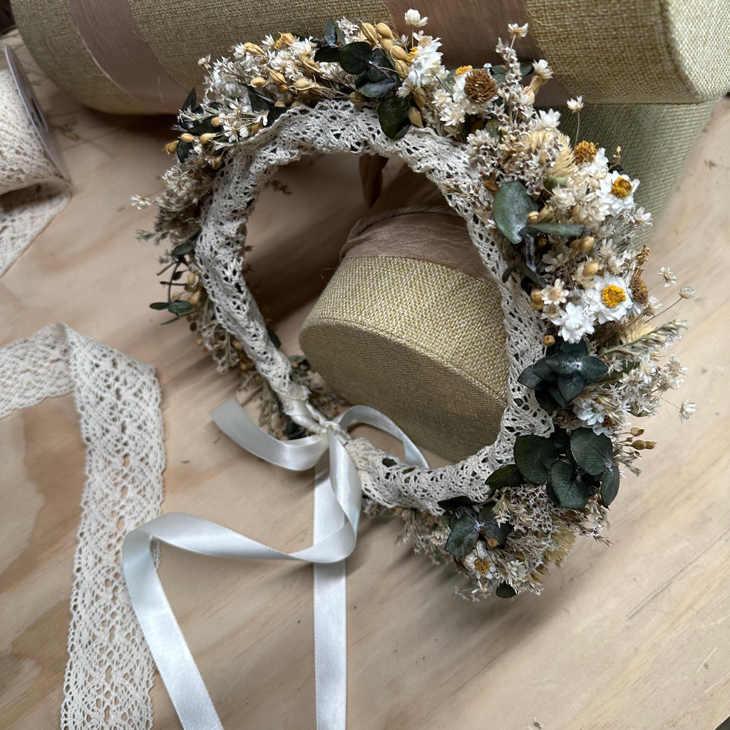 everlasting flower crown | commission image 4