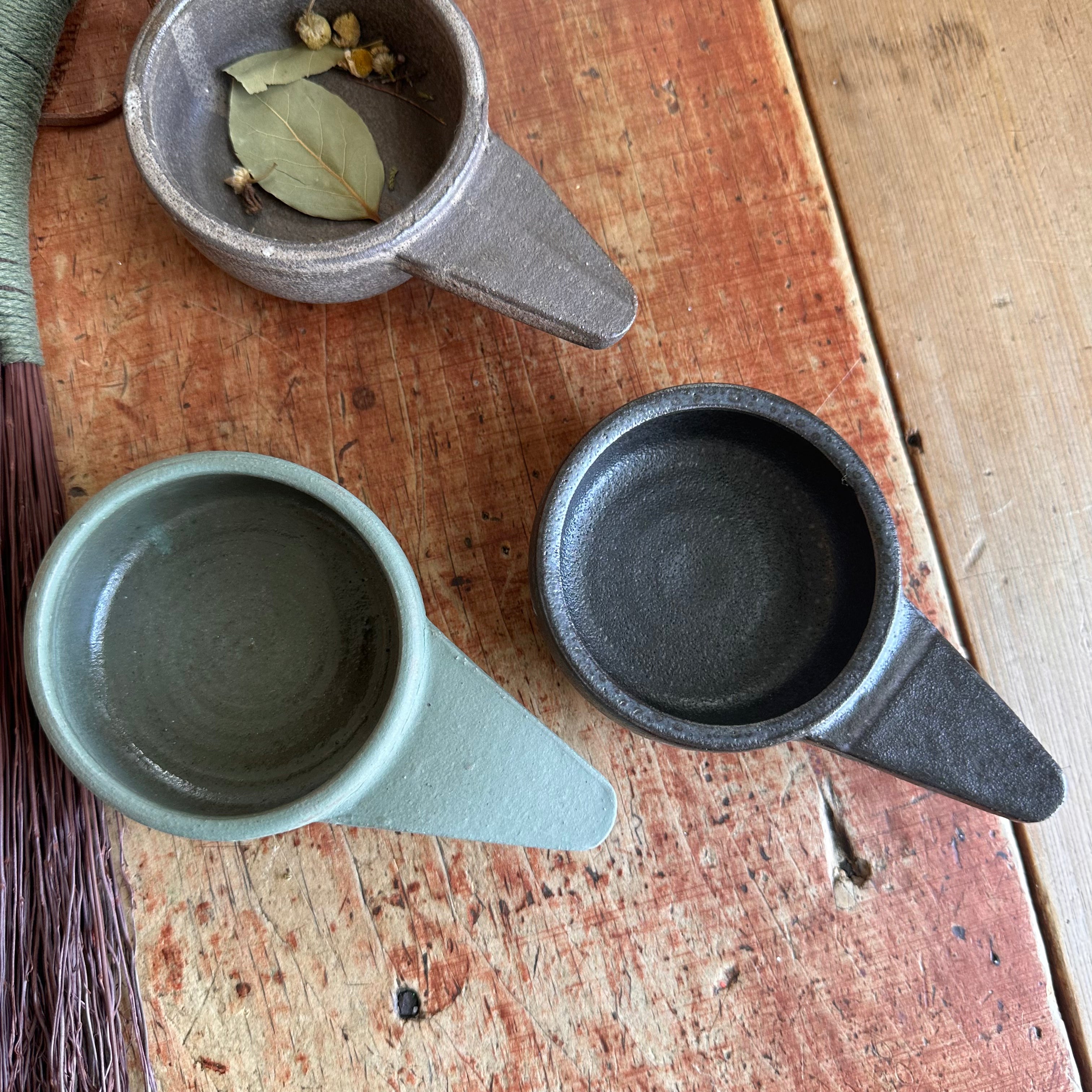ceramic herb burning pot | Ahmee Ceramics